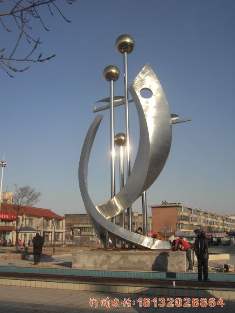 承接山(shān)西原平6米高不锈钢飞翔雕塑