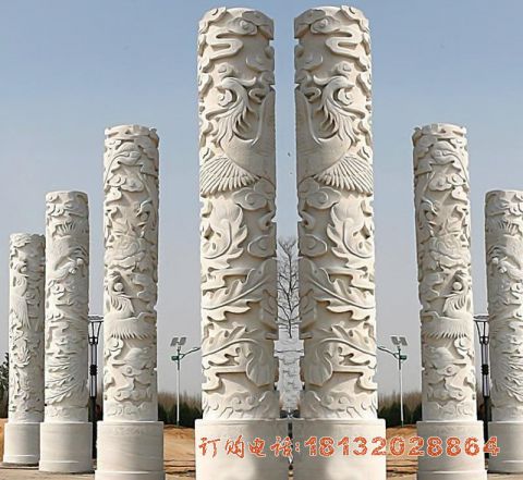 鳳凰浮雕石柱