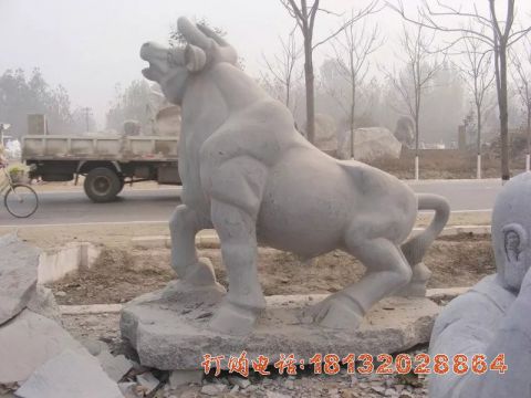 公园石雕牛雕塑