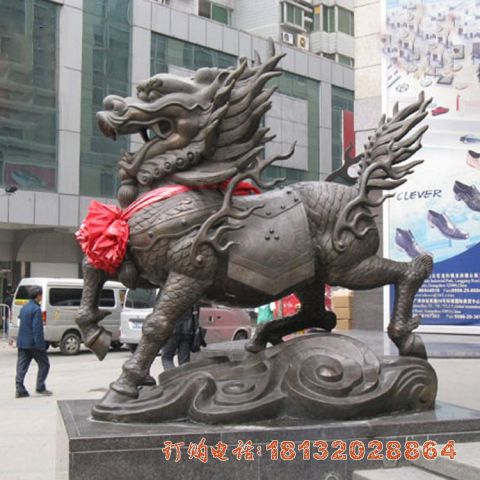 动物(wù)麒麟铜雕塑