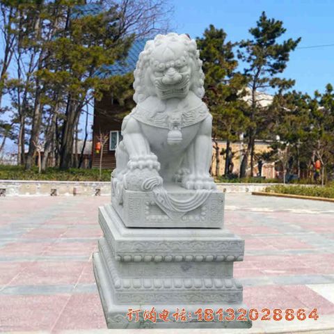 大理(lǐ)石北京狮石雕