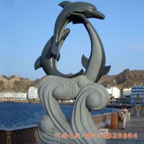 海边动物(wù)海豚石雕